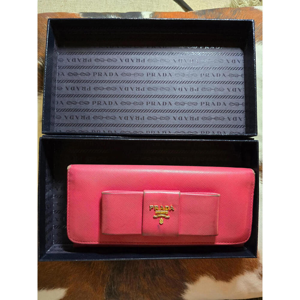 Authentic Prada Pink Saffiano Bow Wallet - Picture 6 of 15